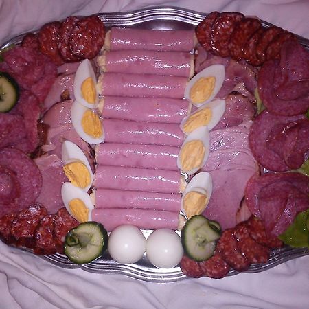 Alabastrom Panzio Es Etterem Bed & Breakfast Bogacs Luaran gambar