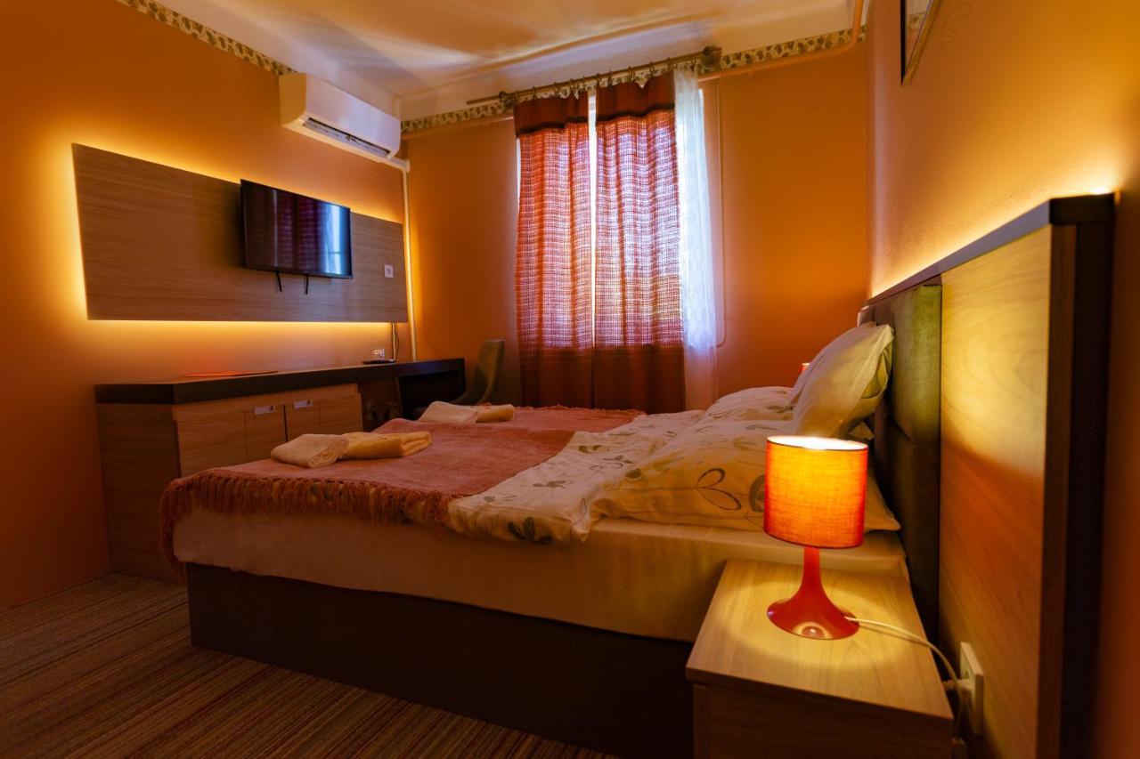 Alabastrom Panzio Es Etterem Bed & Breakfast Bogacs Luaran gambar