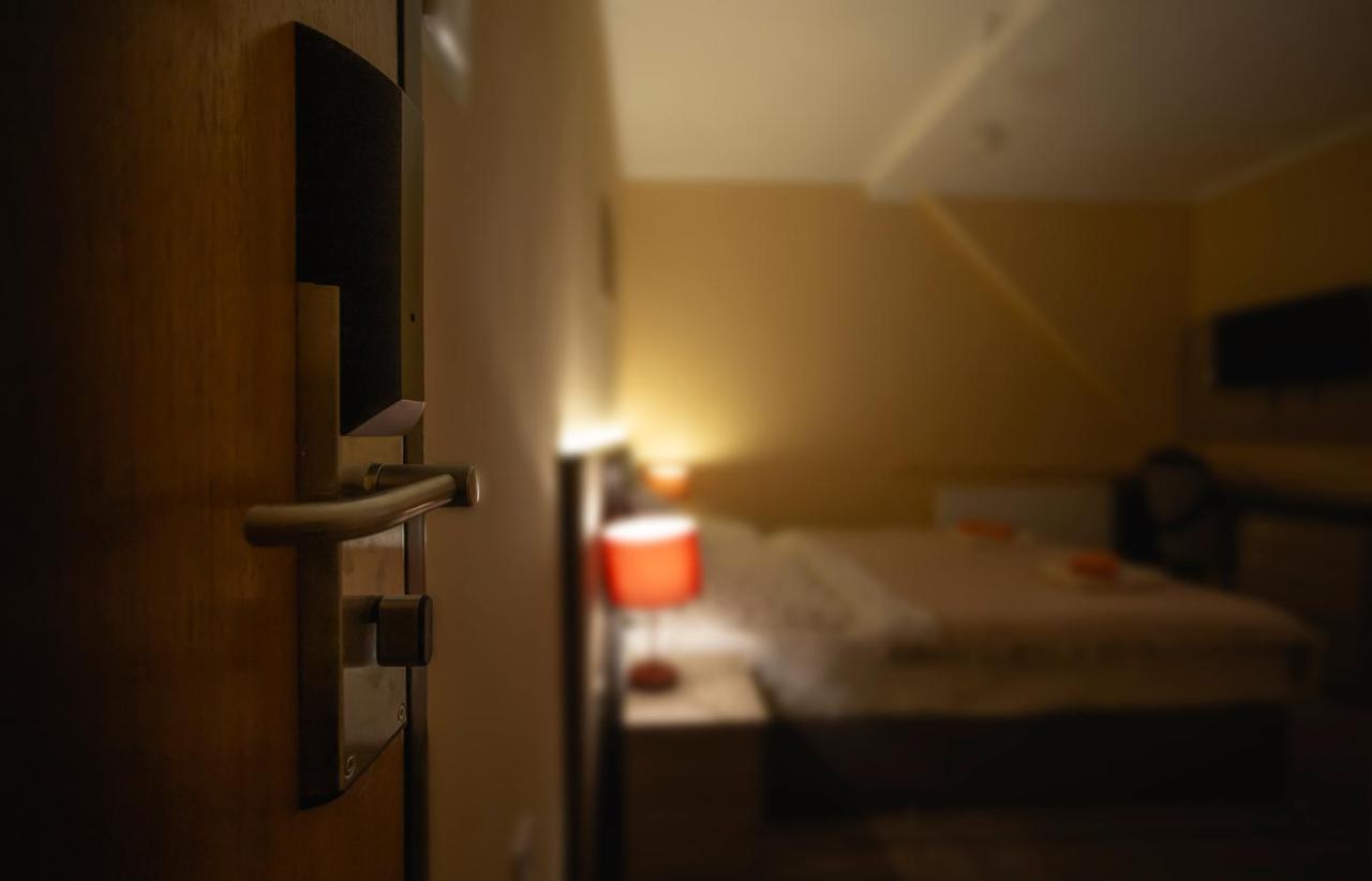 Alabastrom Panzio Es Etterem Bed & Breakfast Bogacs Luaran gambar