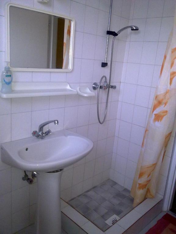 Alabastrom Panzio Es Etterem Bed & Breakfast Bogacs Bilik gambar