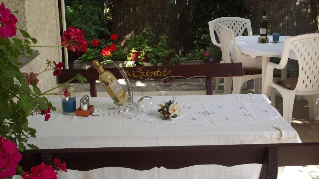 Alabastrom Panzio Es Etterem Bed & Breakfast Bogacs Luaran gambar